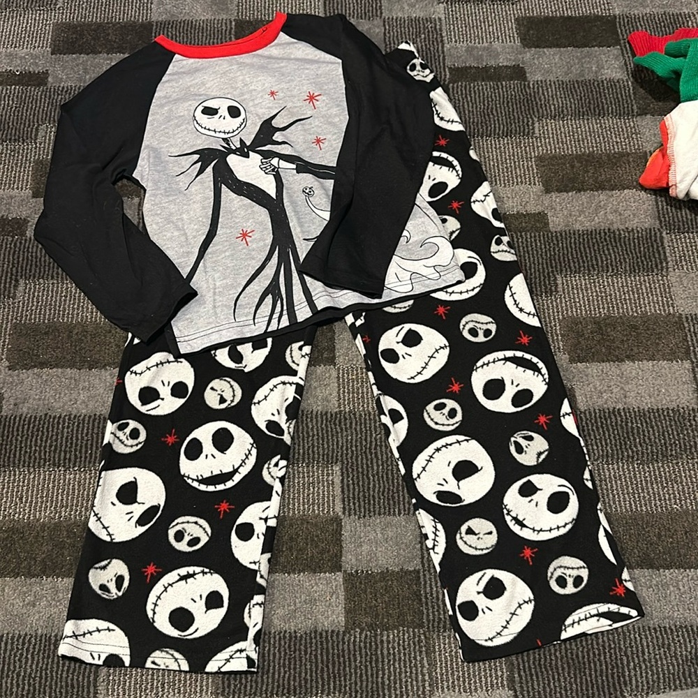 Nightmare Before Christmas pjs size 8